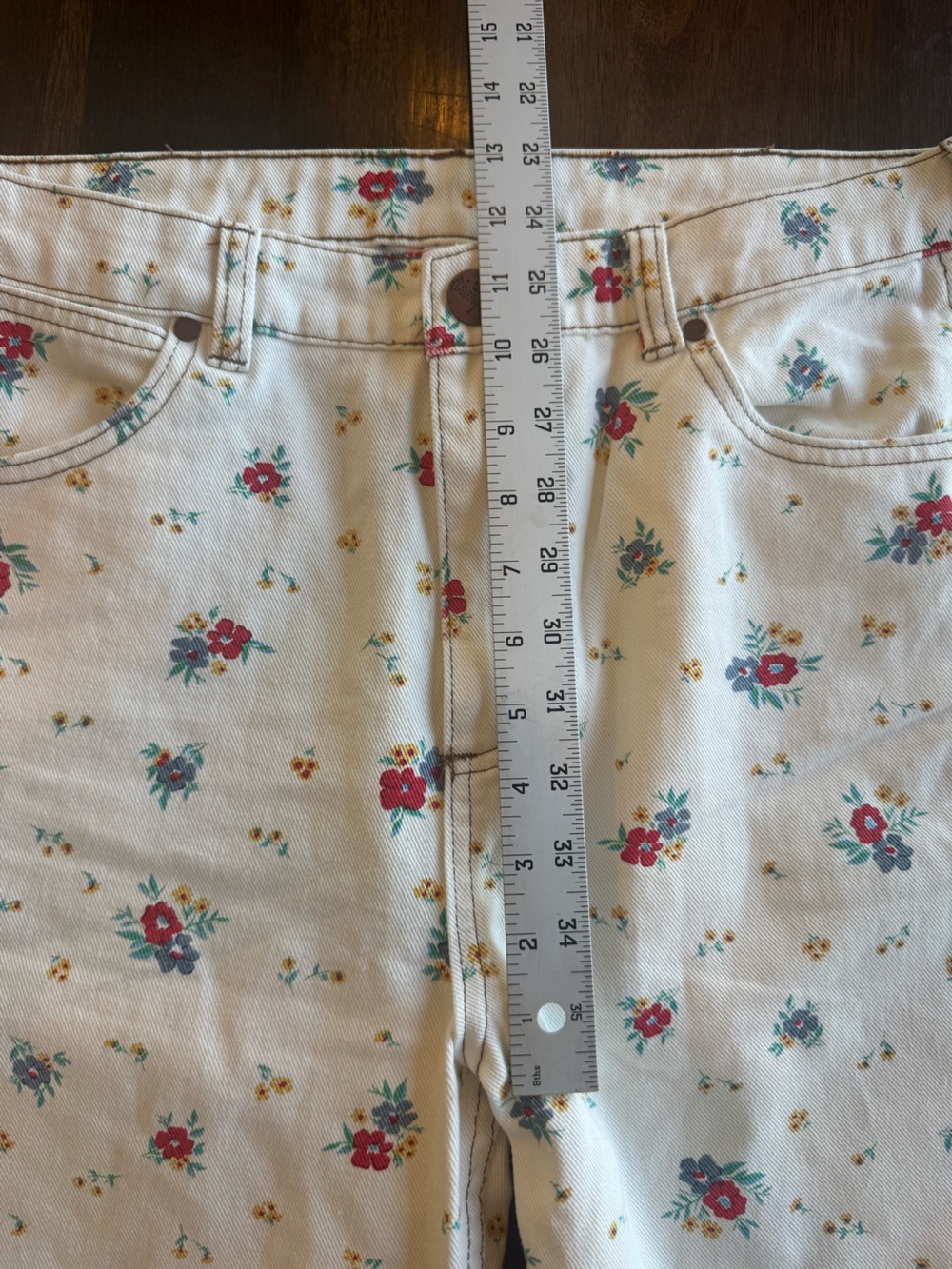 Wrangler X Billabong Collab, She’s Cheeky Floral White Denim Jeans Women’s Sz 31 - Picture 14 of 14